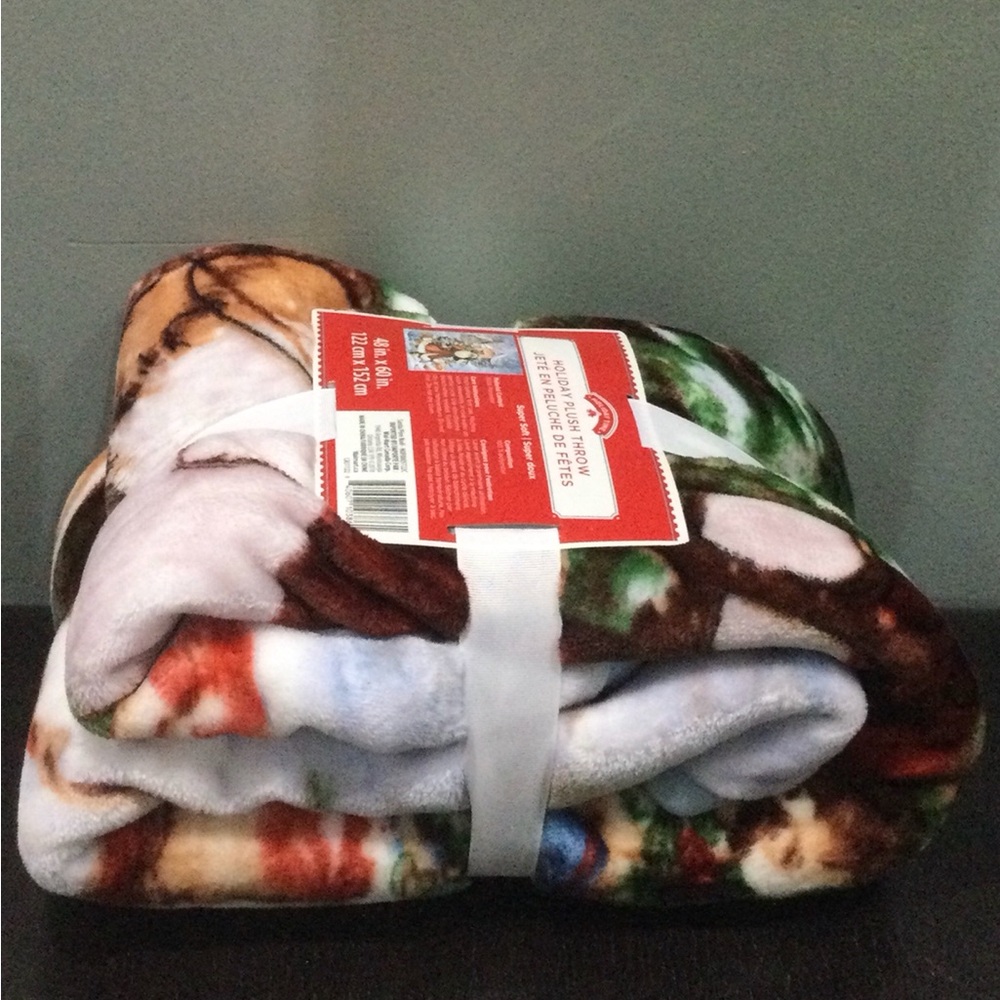 BNWT Super Soft Plush Throw - Green, Brown, White - Picture 3 of 4